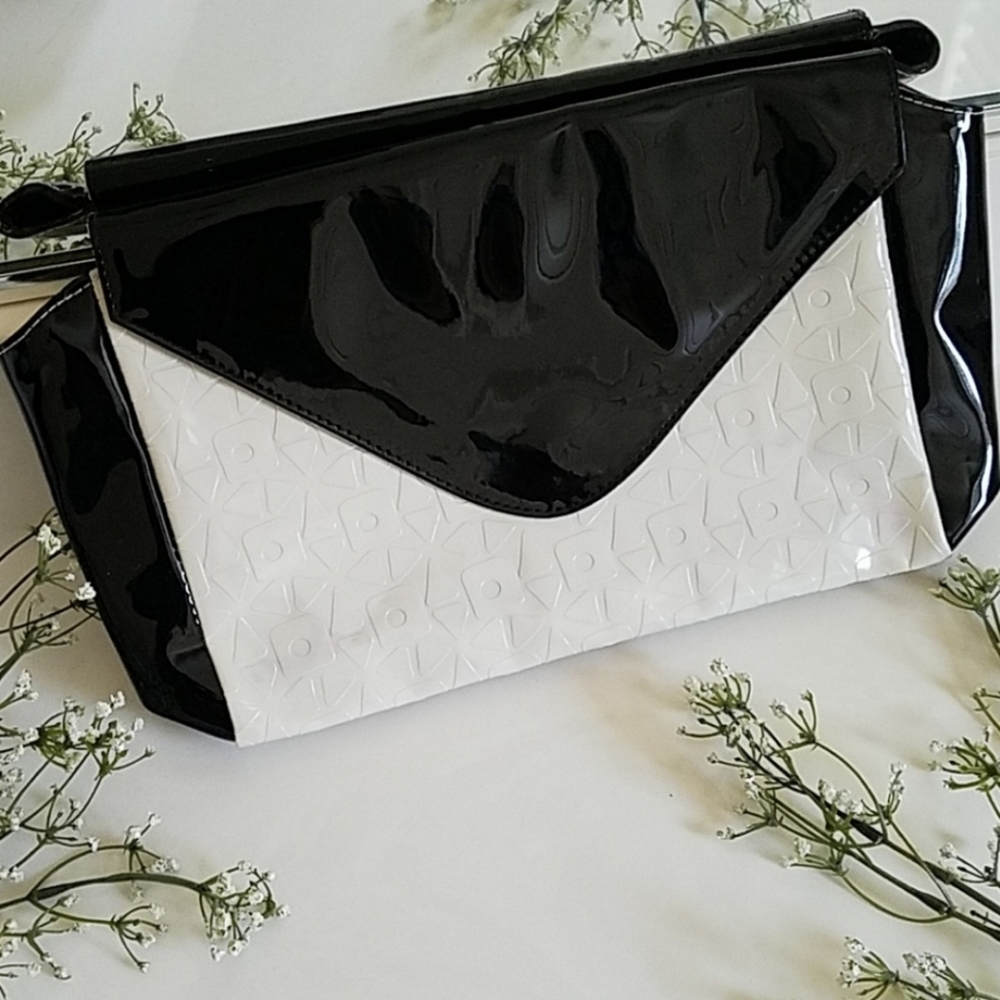 EL Evening Bag NWOT - Picture 9 of 9